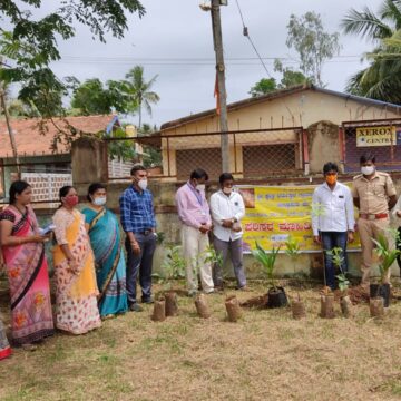 ಇಂದೂರಿನಲ್ಲಿ “ಪರಿಸರ ಜಾಗ್ರತಿ” ಕಾರ್ಯಕ್ರಮ..!