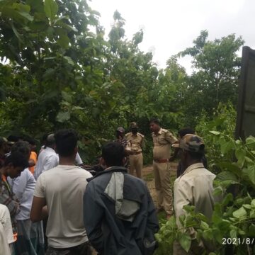 ಇಂದೂರಿನಲ್ಲಿ ಚಿರತೆ ಸೆರೆ ಹಿಡಿಯಲು ಬೋನು ಇಟ್ಟ ಅರಣ್ಯ ಇಲಾಖೆ..!