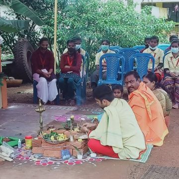 ಮುಂಡಗೋಡ ಪೊಲೀಸ್ ಠಾಣೆಯಲ್ಲಿ ನವರಾತ್ರಿ ಸಂಭ್ರಮ, ಆಂಜನೇಯ ಸ್ವಾಮಿಗೆ ಹೋಮ, ಹವನ..!