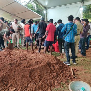 ನಟ ಪುನೀತ್ ಅಂತ್ಯಕ್ರಿಯೆ ಇವತ್ತು ಅಲ್ಲ, ನಾಳೆ: ರಾಘವೇಂದ್ರ ರಾಜಕುಮಾರ್..!