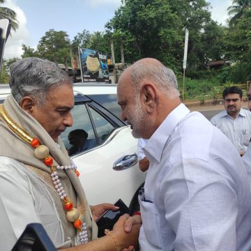 ಇಂದಿನಿಂದ ಯಲ್ಲಾಪುರ ಕ್ಷೇತ್ರದಲ್ಲಿ ಪರಿಷತ್ ಪ್ರಚಾರ ಶುರು, ಯಲ್ಲಾಪುರಕ್ಕೆ ಬಂದಿಳಿದ ಅಭ್ಯರ್ಥಿ ಬಸವರಾಜ್ ಹೊರಟ್ಟಿ