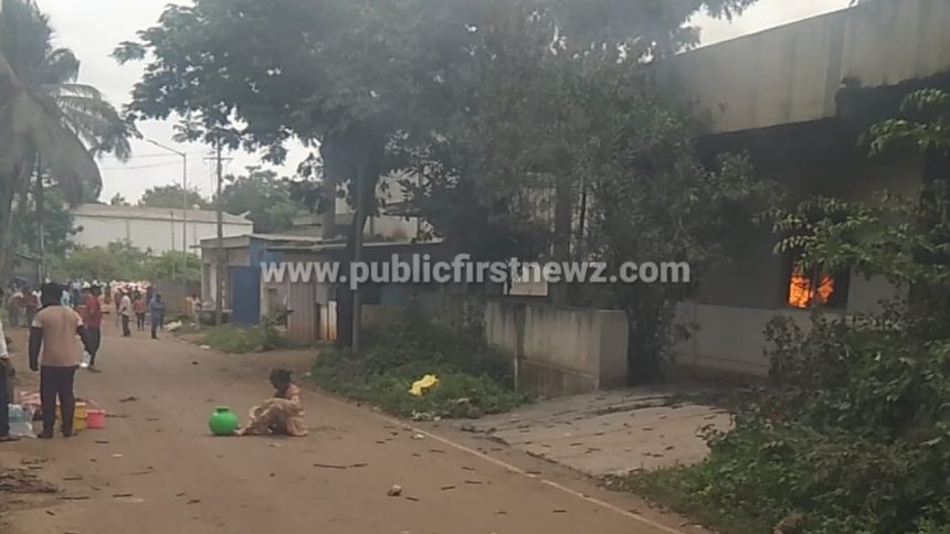 ಹುಬ್ಬಳ್ಳಿ ತಾರಿಹಾಳದಲ್ಲಿ ಭೀಕರ ಅಗ್ನಿ ದುರಂತ, ಮೂರಕ್ಕೇರಿದ ಮೃತರ ಸಂಖ್ಯೆ..!