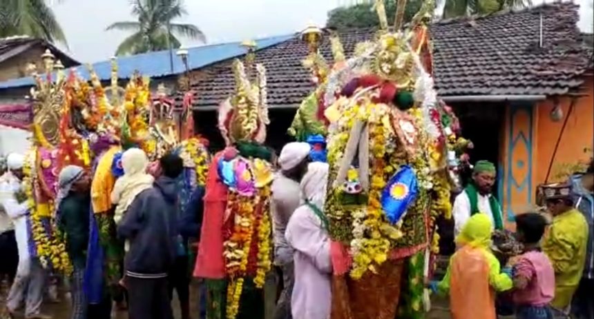 ಮುಂಡಗೋಡ ತಾಲೂಕಿನಲ್ಲಿ ಹಿಂದು ಮುಸ್ಲಿಂ ಭಾವೈಕ್ಯತೆಯ ಮೊಹರಂ ಸಂಭ್ರಮ..!