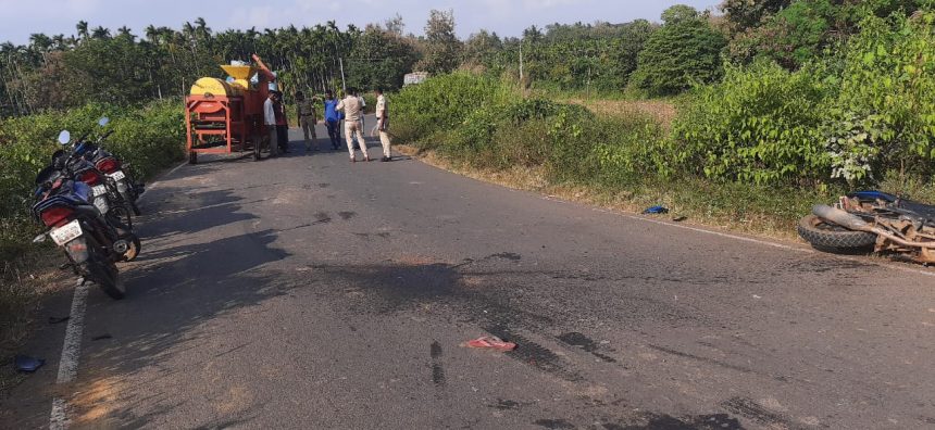 ಇಂದೂರು ಬಳಿ ಟ್ರಾಕ್ಟರ್ ಹಾಗೂ ಬೈಕ್ ನಡುವೆ ಅಪಘಾತ, ನೆಲ್ಲಿಹರವಿ ತಾಂಡಾದ ದಂಪತಿಗೆ ಗಾಯ