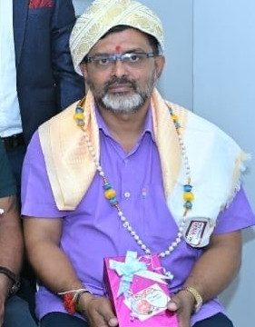 ಲೊಯೋಲಾ ಪ್ರೌಢಶಾಲೆಯ ಶಿಕ್ಷಕ ವಿನಾಯಕ್ ಶೇಟ್ ನಾಪತ್ತೆ, ಹುಡುಕಿ ಕೊಡುವಂತೆ ಪತ್ನಿಯಿಂದ ಮುಂಡಗೋಡ ಠಾಣೆಯಲ್ಲಿ ದೂರು..!