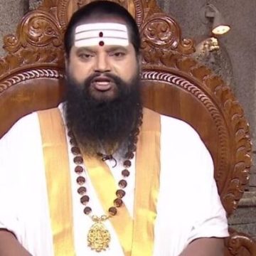 ಹಣಕ್ಕಾಗಿ ಆನಂದ ಗುರೂಜಿಗೆ ಬ್ಲ್ಯಾಕ್ ಮೇಲ್ ಆರೋಪ ; ಇಬ್ಬರ ವಿರುದ್ಧ ದೂರು ದಾಖಲು..!