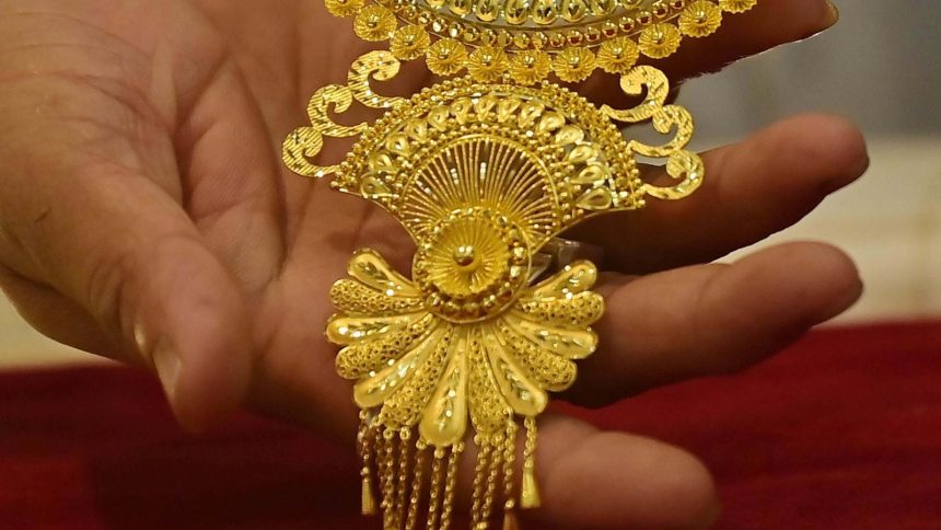 Gold Rate Today: ರವಿವಾರವೂ ಚಿನ್ನ- ಬೆಳ್ಳಿ ಬೆಲೆಗಳು ಸ್ಥಿರ; ಪ್ರಸ್ತುತ ಬೆಂಗಳೂರಲ್ಲಿ ಗೋಲ್ಡ್‌ ರೇಟ್‌ ಎಷ್ಟಿದೆ?