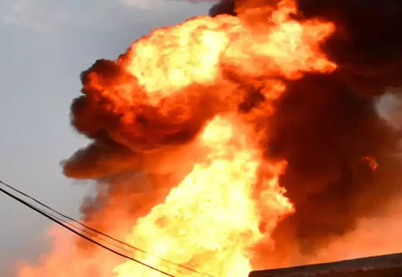 FIRE MISHAP News: ಹೈದರಾಬಾದ್ ಬೆಂಕಿ ಅವಘಡ, ಒಂದೇ ಕುಟುಂಬದ 17 ಜನರ ಸಾವು..!