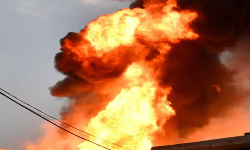 FIRE MISHAP News: ಹೈದರಾಬಾದ್ ಬೆಂಕಿ ಅವಘಡ, ಒಂದೇ ಕುಟುಂಬದ 17 ಜನರ ಸಾವು..!