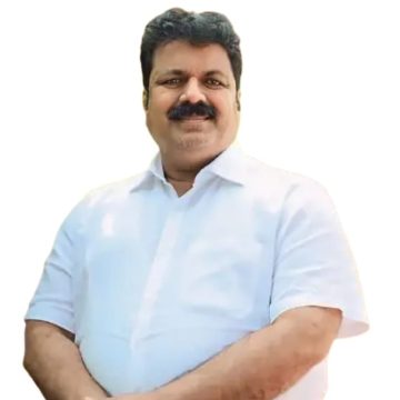 ಉಸ್ತುವಾರಿ ಸಚಿವ ಮಂಕಾಳು ವೈದ್ಯರಿಂದ ಮುರುಡೇಶ್ವರ ಗೃಹಕಚೇರಿಯಲ್ಲಿ ಜನತಾ ದರ್ಶನ..!