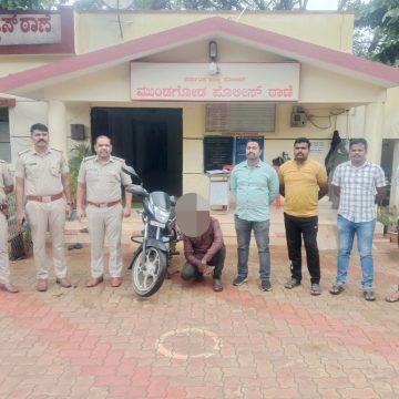 ಬೈಕ್ ಕಳ್ಳತನ ಕೇಸ್ ಭೇದಿಸಿದ ಮುಂಡಗೋಡ ಪೊಲೀಸ್ರು, ಮಂಚಿಕೇರಿಯ ಆರೋಪಿ ಅರೆಸ್ಟ್..!