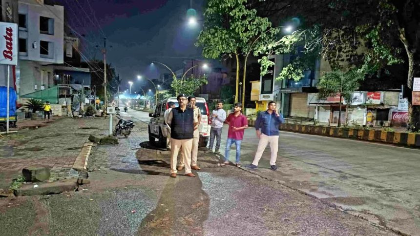 ಕೆಲಸ ಮುಗಿಸಿ ಮನೆಗೆ ತೆರಳುತ್ತಿದ್ದಾಗ ತಲೆಗೆ ರಾಡ್​ನಿಂದ ಹೊಡೆದು ಮಹಿಳೆಯ ಕೊಲೆ..!