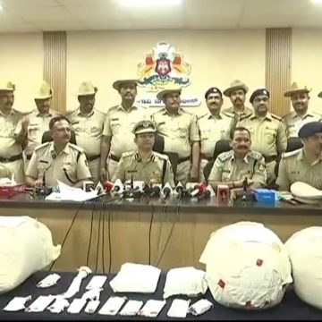 ಡ್ರಗ್ಸ್ ದಂಧೆ ಮಾಡುತಿದ್ದ 9 ದಂಧೆಕೋರರ ಬಂಧನ, 30 ಲಕ್ಷ ಮೌಲ್ಯದ ಮಾದಕ ವಸ್ತುಗಳು ವಶಕ್ಕೆ..!