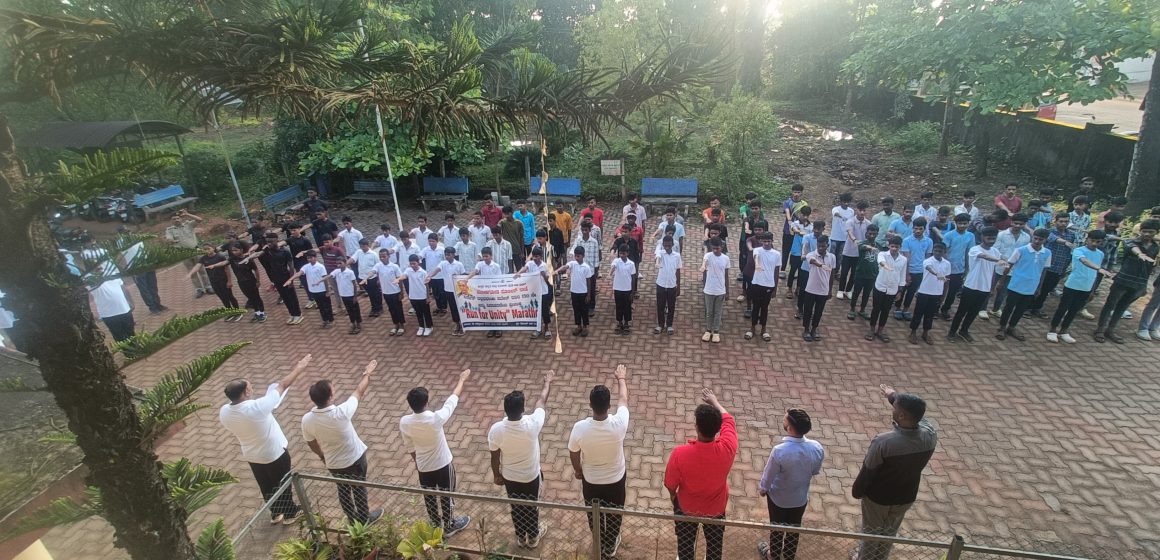 ಮುಂಡಗೋಡ ಪೊಲೀಸರ ನೇತೃತ್ವದಲ್ಲಿ ಏಕತಾ ವಾಕ್ ಥಾನ್..! ಸರ್ದಾರ್ ಪಟೇಲರ ಜನ್ಮದಿನದಂದು ಏಕತಾ ದಿವಸ್ ಆಚರಣೆ..! ಮುಂಡಗೋಡ ಪೊಲೀಸರ ನೇತೃತ್ವದಲ್ಲಿ ಏಕತಾ ವಾಕ್ ಥಾನ್..! ಸರ್ದಾರ್ ಪಟೇಲರ ಜನ್ಮದಿನದಂದು ಏಕತಾ ದಿವಸ್ ಆಚರಣೆ..!