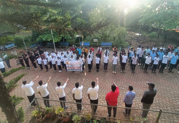 ಮುಂಡಗೋಡ ಪೊಲೀಸರ ನೇತೃತ್ವದಲ್ಲಿ ಏಕತಾ ವಾಕ್ ಥಾನ್..! ಸರ್ದಾರ್ ಪಟೇಲರ ಜನ್ಮದಿನದಂದು ಏಕತಾ ದಿವಸ್ ಆಚರಣೆ..!