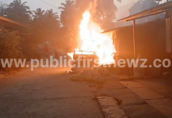 ಹುನಗುಂದದಲ್ಲಿ ಬೆಂಕಿ ಅವಘಡ, ಸಿಲಿಂಡರ ಸ್ಪೋಟಗೊಂಡು ಹೊತ್ತಿಉರಿದ ಆಟೋ ರಿಕ್ಷಾ, ಮನೆಗೂ ಹಾನಿ..!