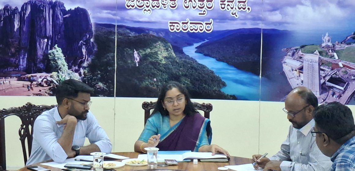 ಪ.ಜಾತಿ, ಪಂಗಡ ಯೋಜನೆಗಳಲ್ಲಿ 100% ಗುರಿ ಸಾಧಿಸಲು ಅಧಿಕಾರಿಗಳಿಗೆ ಡೀಸಿ ಕಟ್ಟುನಿಟ್ಟಿನ ಸೂಚನೆ..!