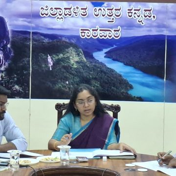 ಪ.ಜಾತಿ, ಪಂಗಡ ಯೋಜನೆಗಳಲ್ಲಿ 100% ಗುರಿ ಸಾಧಿಸಲು ಅಧಿಕಾರಿಗಳಿಗೆ ಡೀಸಿ ಕಟ್ಟುನಿಟ್ಟಿನ ಸೂಚನೆ..!