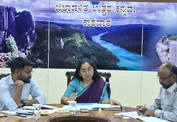 ಪ.ಜಾತಿ, ಪಂಗಡ ಯೋಜನೆಗಳಲ್ಲಿ 100% ಗುರಿ ಸಾಧಿಸಲು ಅಧಿಕಾರಿಗಳಿಗೆ ಡೀಸಿ ಕಟ್ಟುನಿಟ್ಟಿನ ಸೂಚನೆ..!