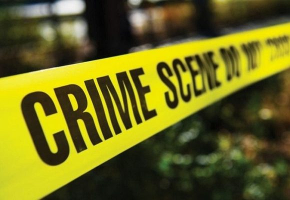 ತಟ್ಟಿಹಳ್ಳಿಯಲ್ಲಿ ಮಗನಿಂದಲೇ ತಂದೆಯ ಭೀಕರ ಹತ್ಯೆಗೆ ಯತ್ನ..? ಕಂದಲಿಯಿಂದ ಕುತ್ತಿಗೆಗೆ ಕೊಯ್ದ ಶಿವರಾಜ್ ಪರಾರಿ..!